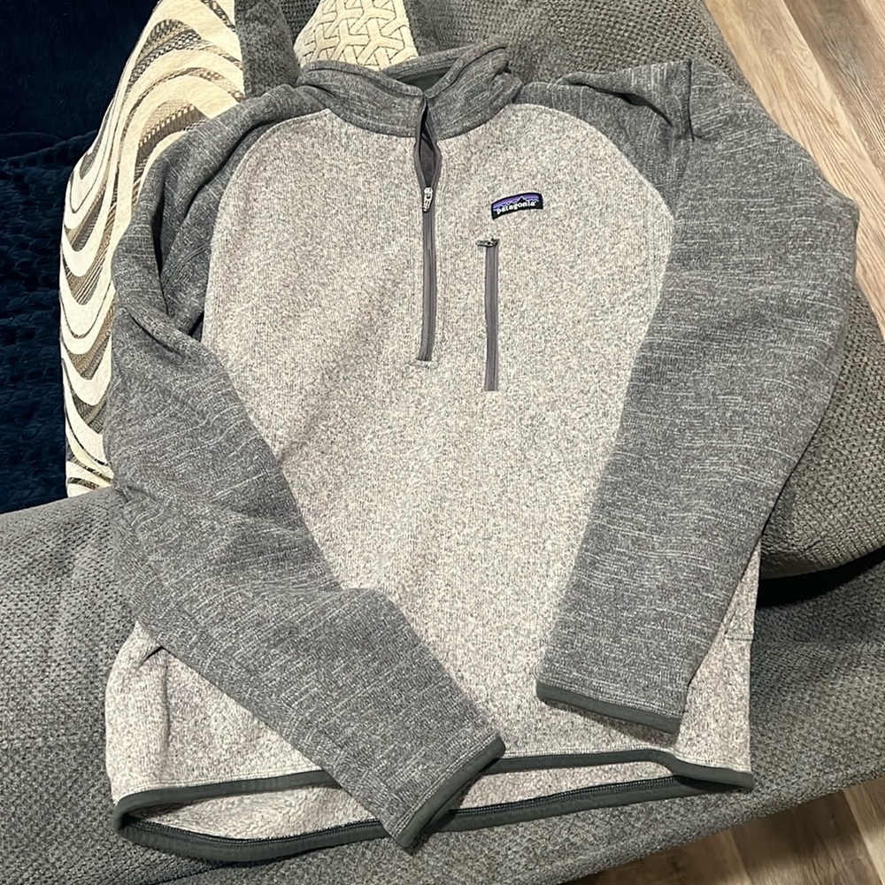 Men’s Gray Patagonia Quarter Zip, Size L